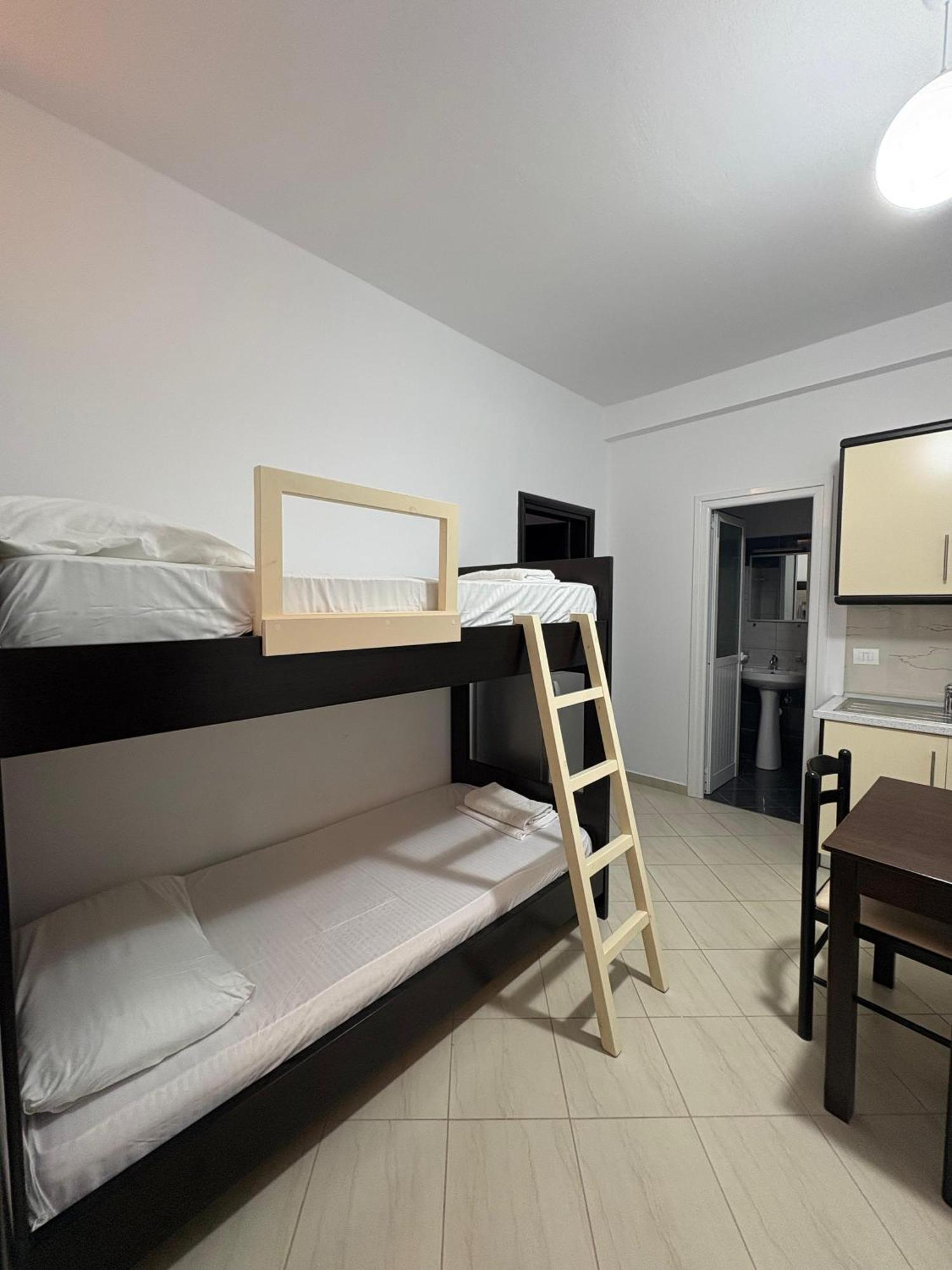 Xhonis Apartments Ksamil Kültér fotó